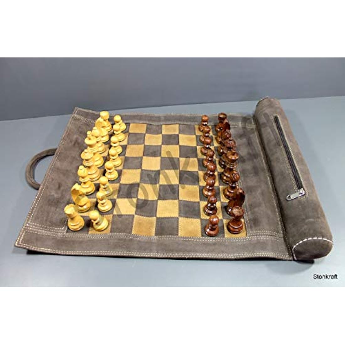 Roll-Up Leather Chess Set with Wooden Pieces – Brown Grey