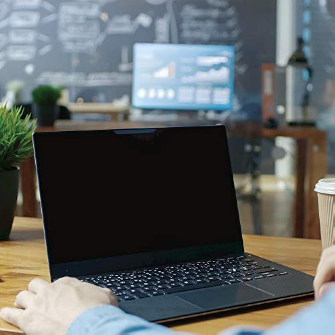 Fellowes PrivaScreen 14" Laptop Privacy Filter | 16:9 Anti-Glare Protector