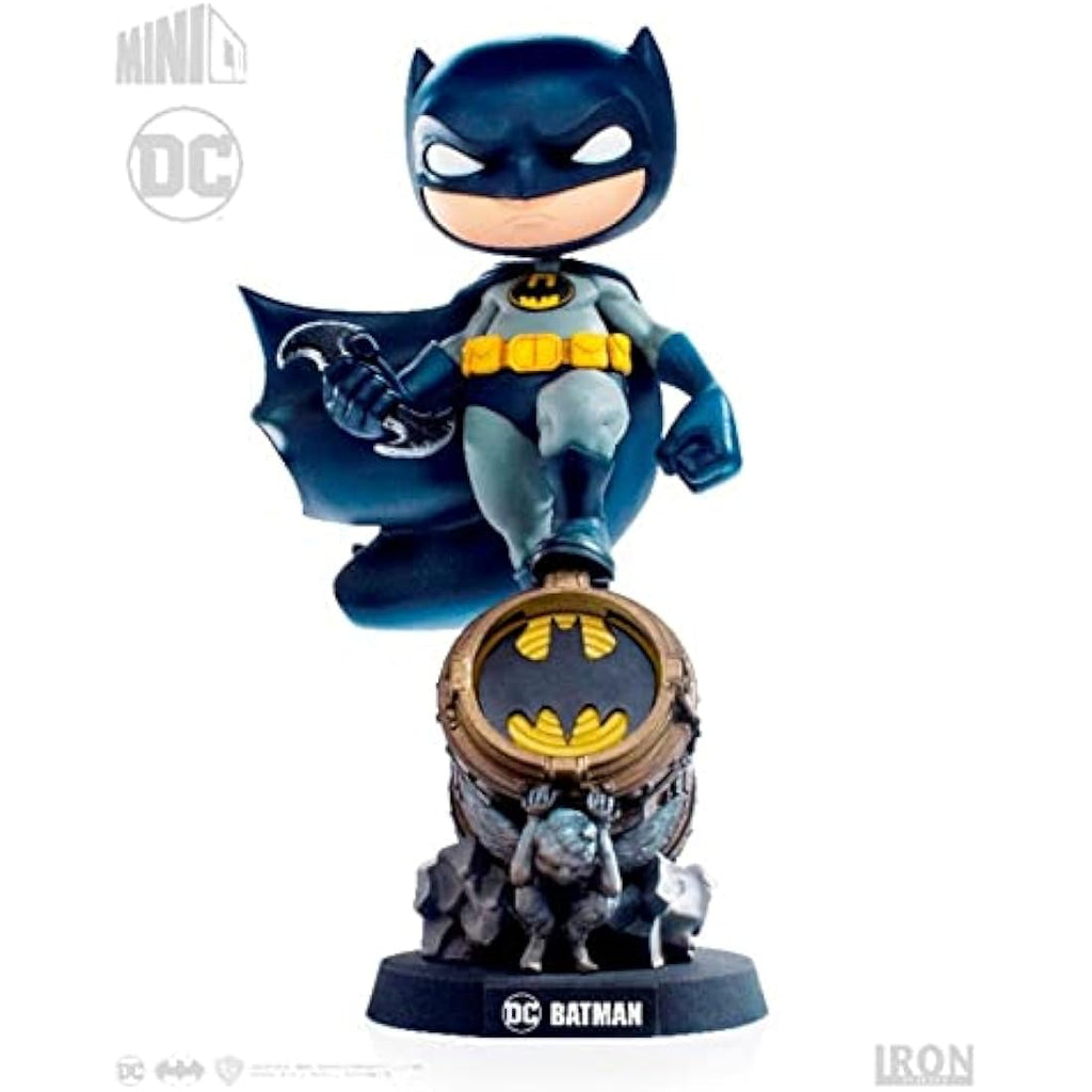 Iron Studios Batman Comics Deluxe MiniCo PVC Figure - 7.4 Inch Statue