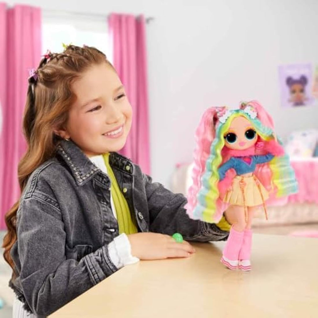 L.O.L. Surprise OMG Sunshine Makeover Bubblegum DJ Colour Change Doll