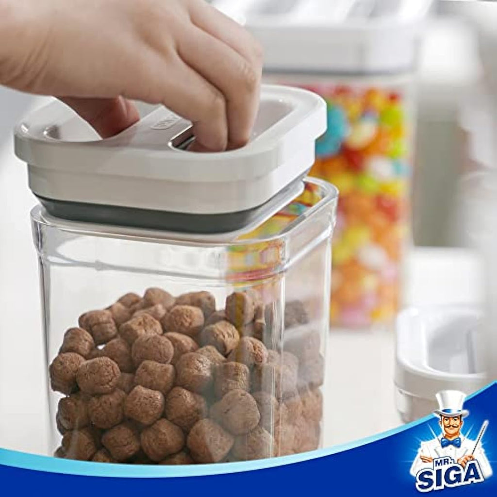MR.SIGA Airtight Food Storage Containers | 4 Pack BPA Free Stackable Canisters