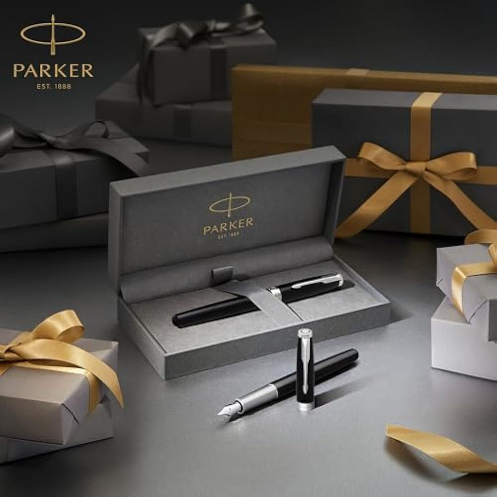 Parker Sonnet Fountain Pen – Matte Black Lacquer with Palladium Trim