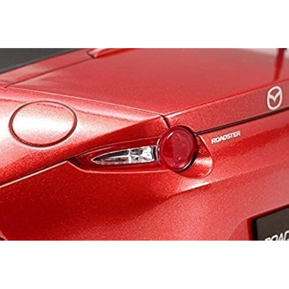 Tamiya Mazda MX-5 Model Car Kit – 1:24 Scale Plastic Hobby Model