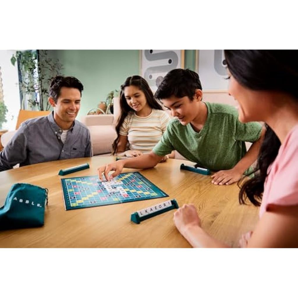 Mattel Games Scrabble Classic Crossword Board Game - English Version