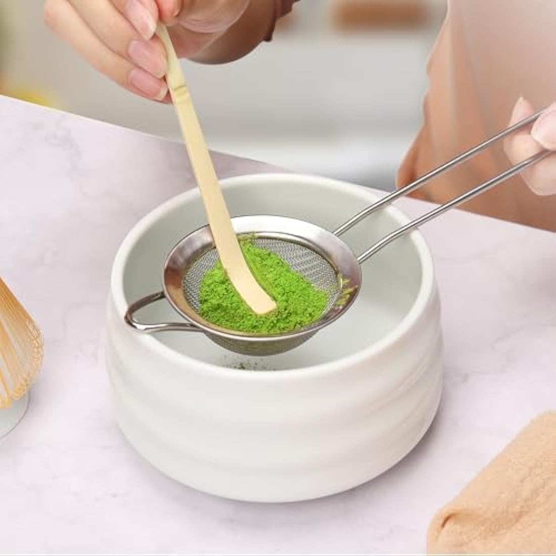 Geebuzz 6-Piece Matcha Whisk Set with Ceramic Bowl and Bamboo Whisk - White