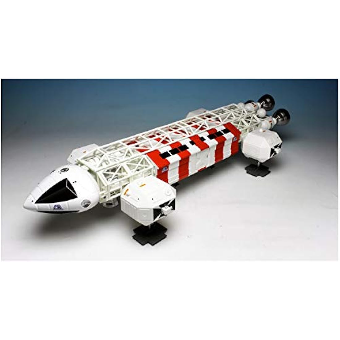 MPC Space: 1999 Eagle Transporter 22-Inch Plastic Model Kit