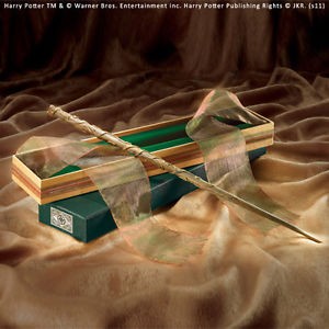 Hermione Granger Wand in Ollivanders Box – Noble Collection Collectible