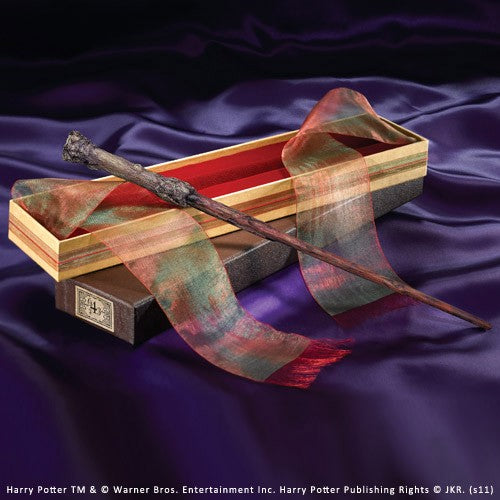 Harry Potter's Wand in Ollivander's Box – Noble Collection Prop