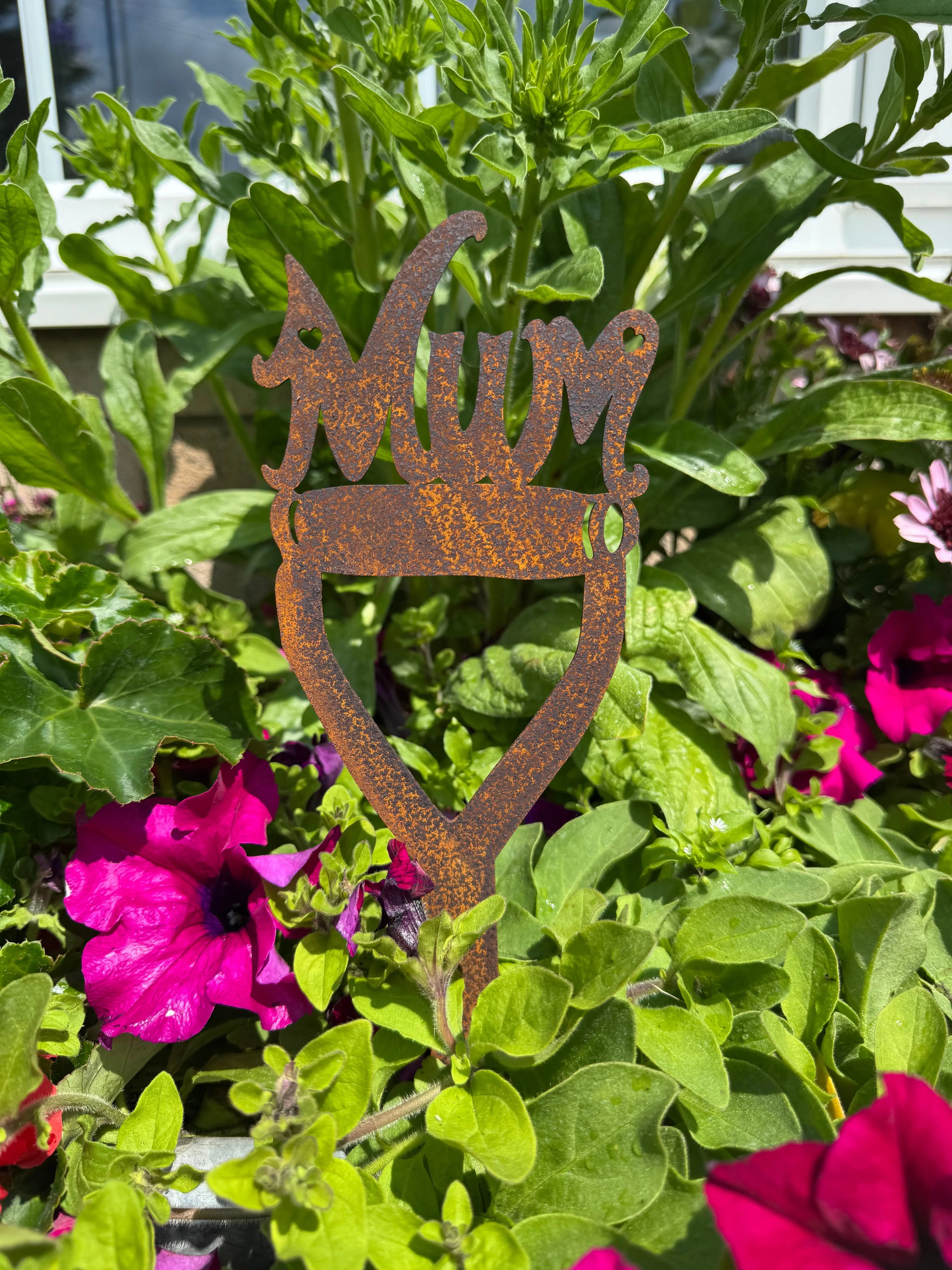Rusty Metal Mum on a Spade Garden Decoration | Rustic Warehouse Norfolk