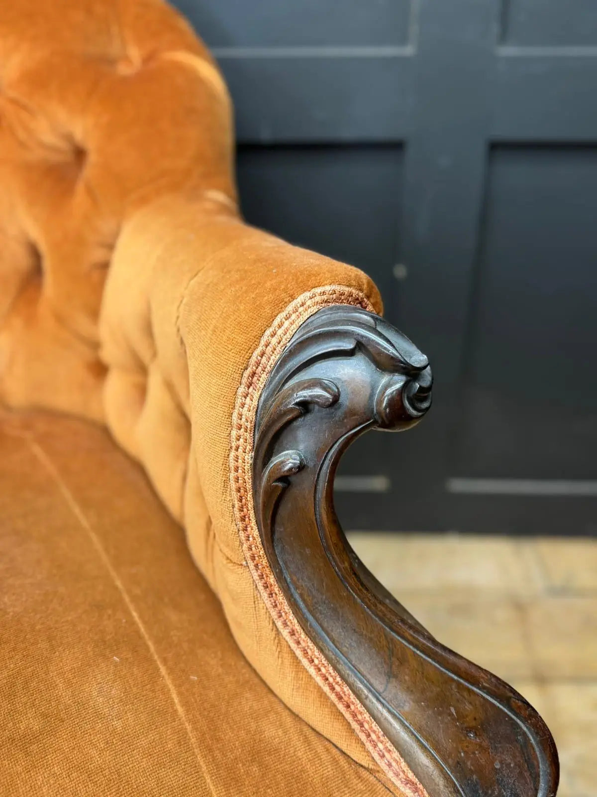 Victorian Rosewood Sofa 3 Seater Button Back Couch Lounge Seating Settee