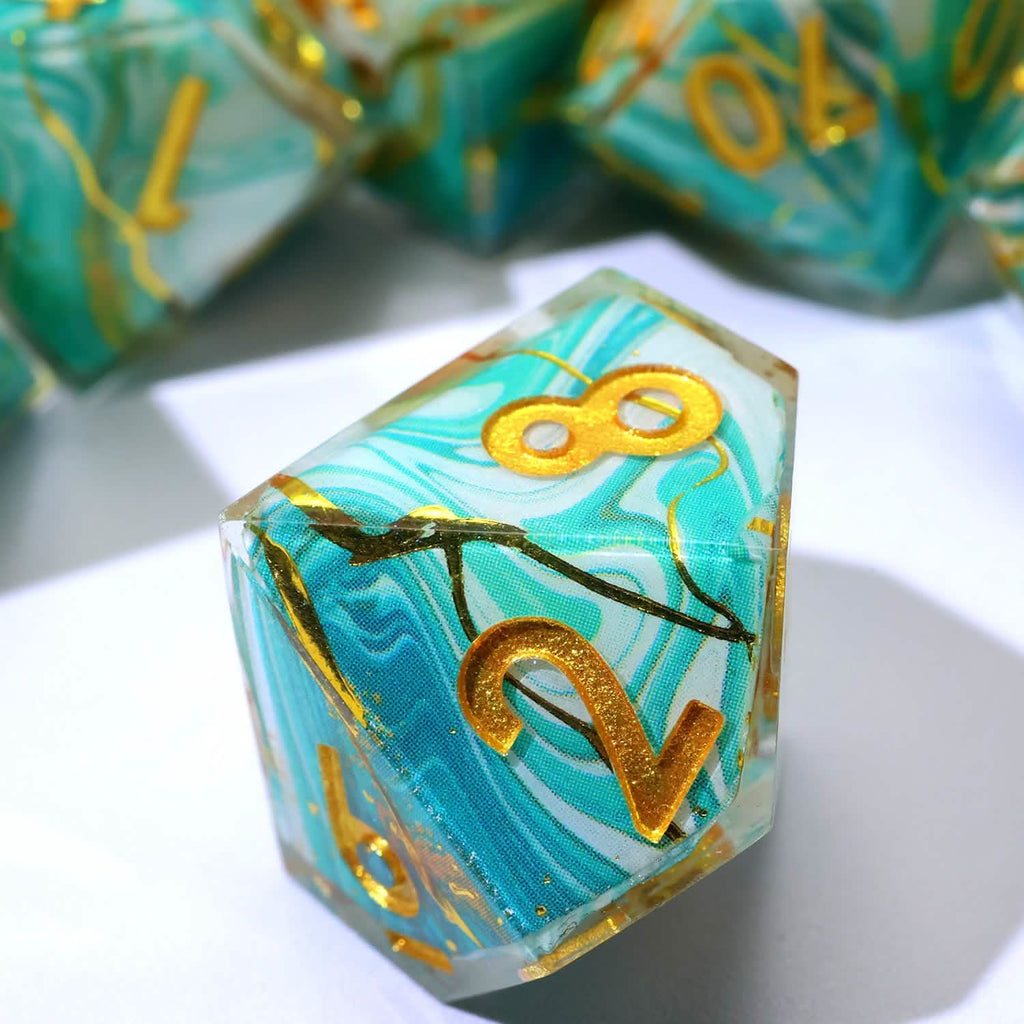 Wavesinger | Sharp Edge Dice | Resin | 7 Piece Set