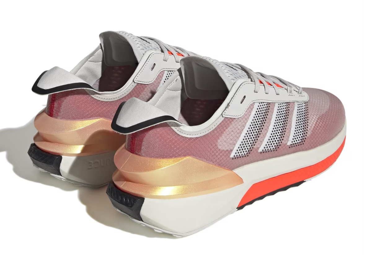 Adidas AVRYN Men’s Running Trainers – Mesh Shoes with BOOST & Bounce