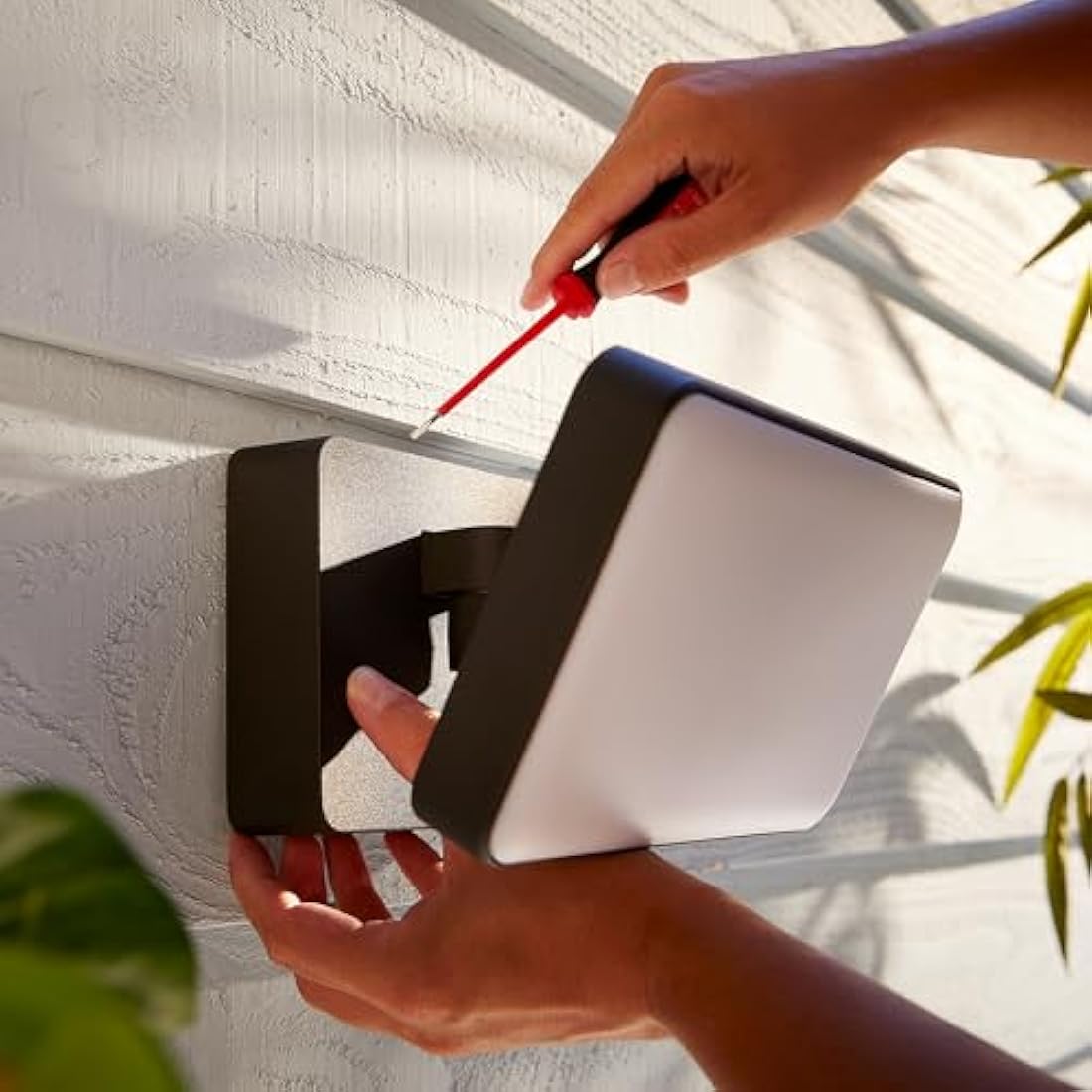Philips Hue Welcome Outdoor Smart Flood Light – White Security Lighting