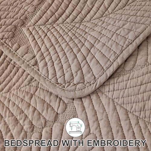 Qucover Cotton Quilted Bedspread Set | Super King Palm Leaf Embroidery