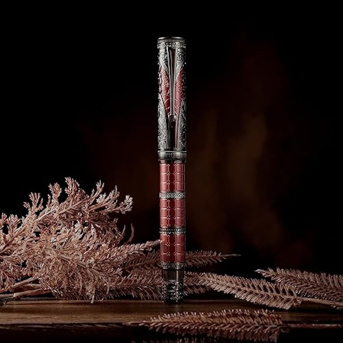 Hongdian D5 Qin Dynasty Fountain Pen – Red Silver Piston Fill EF Nib