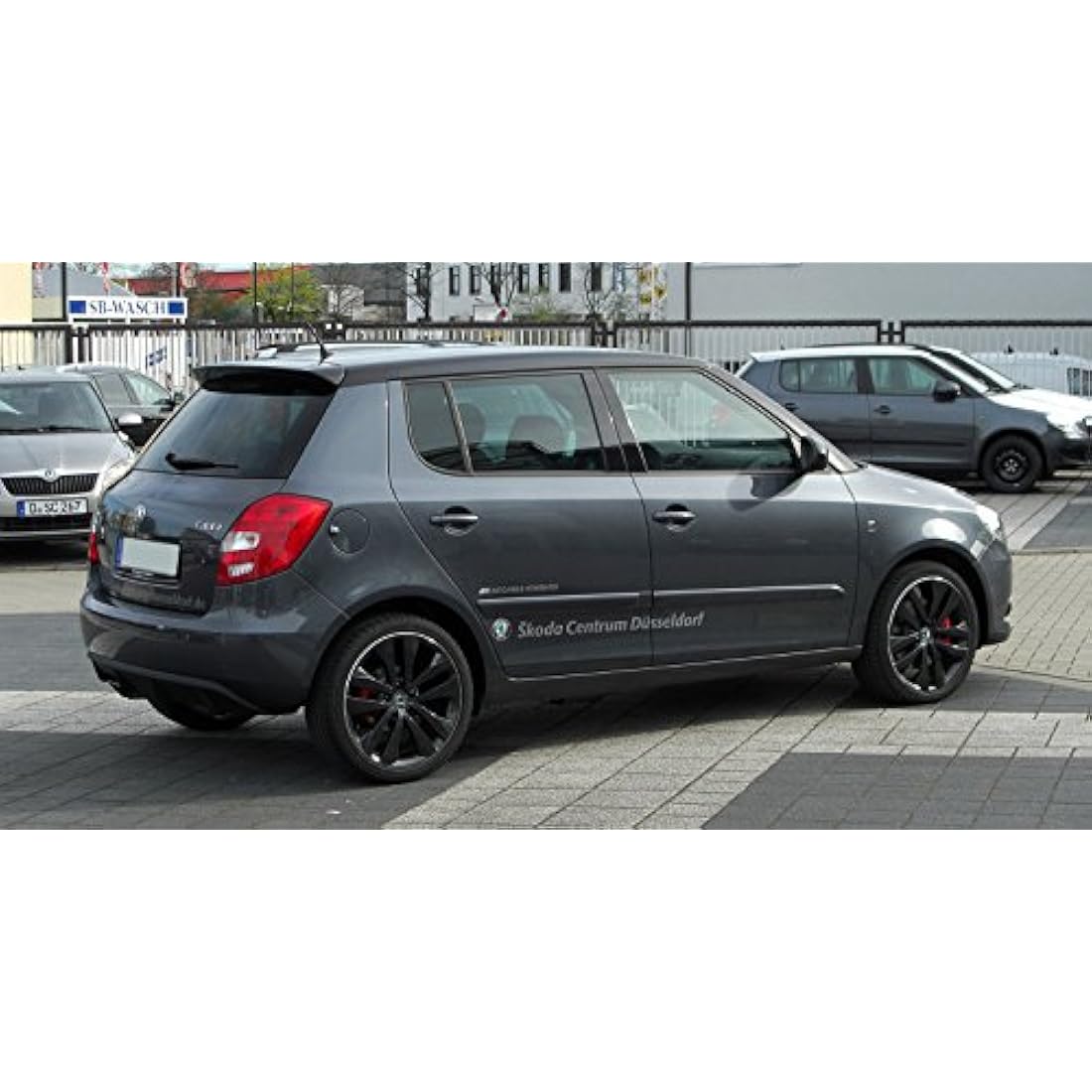 Skoda Fabia 2 5-Door (2007-2014) Pre-Cut Rear Window Tint Film 35%