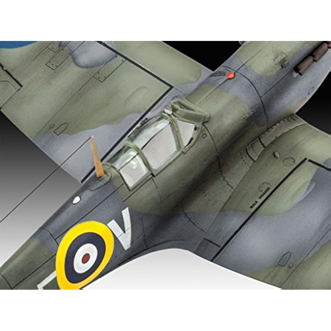 Revell Spitfire Mk.IIa Model Set – 1:72 Scale Plastic Aircraft Kit