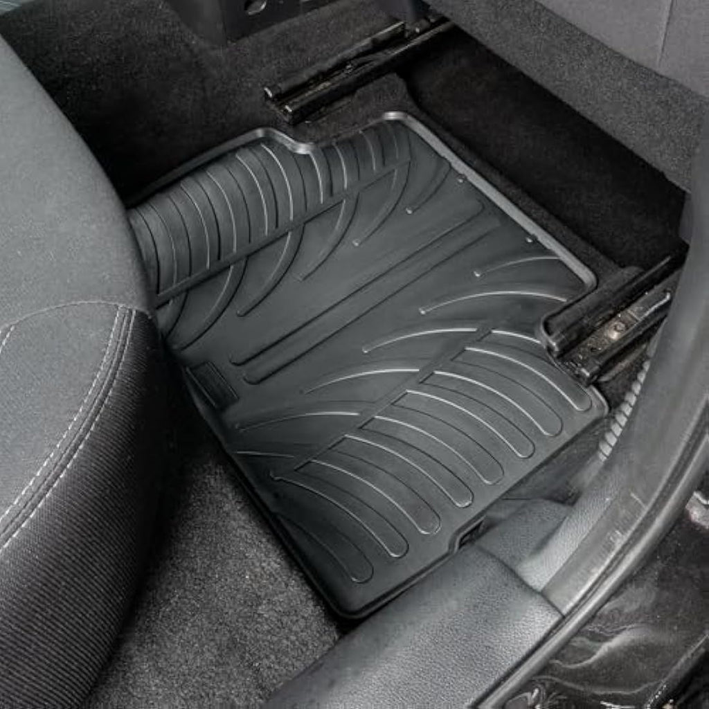 Travall Rubber Car Mats for Nissan Qashqai (2013-2021) | Heavy Duty Black