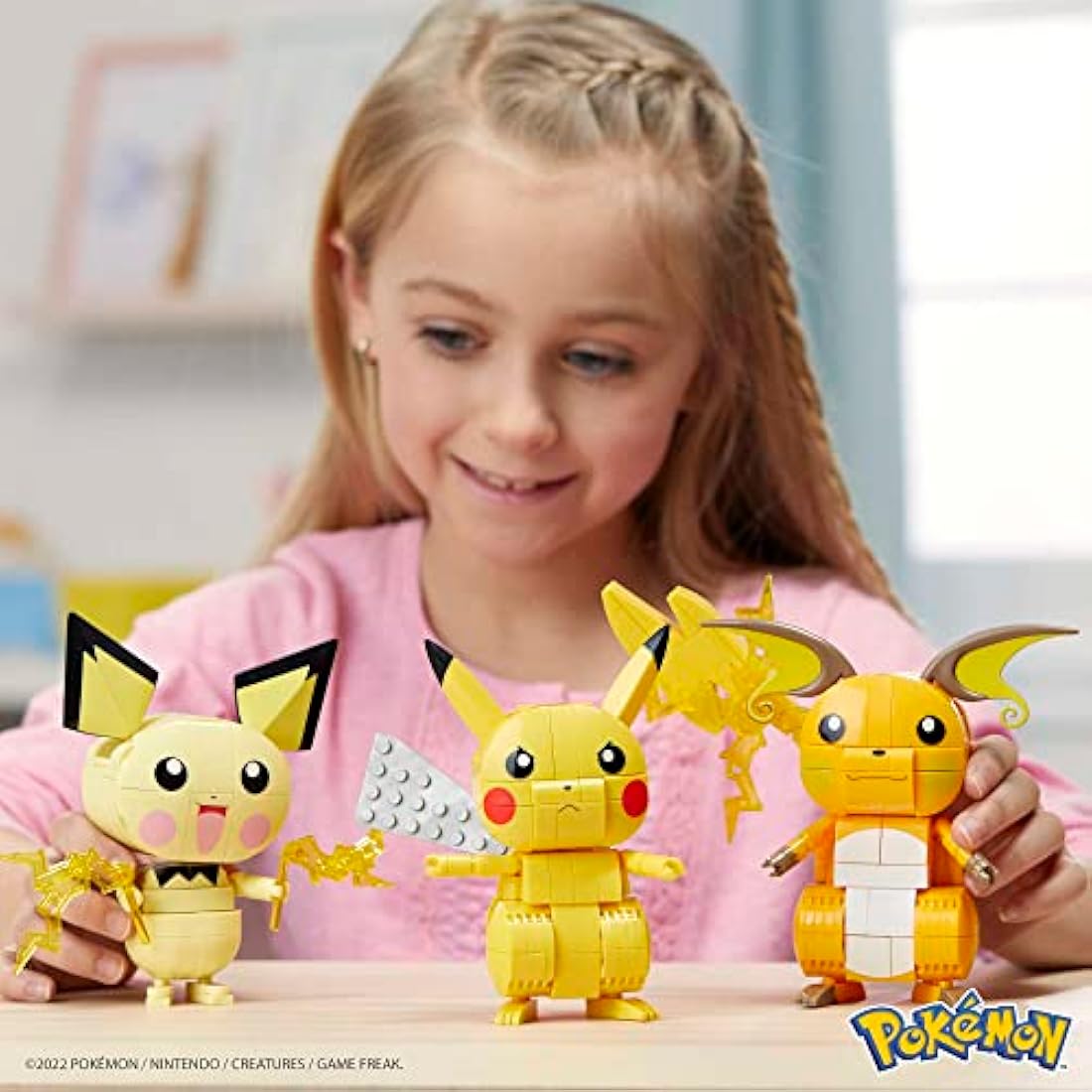 MEGA Pokémon Pikachu Evolution Trio Building Set - 621 Piece Toy