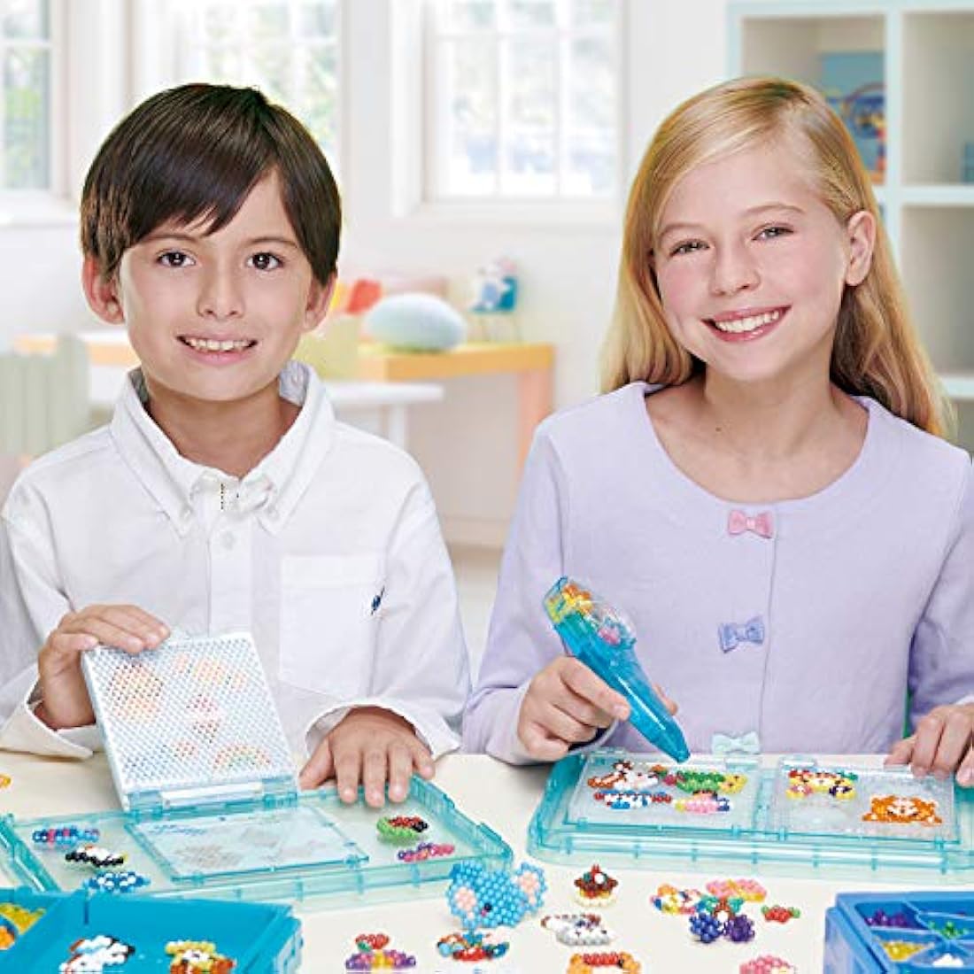 Aquabeads 31502 Mega Bead Set – Kids Arts and Crafts Activity Kit