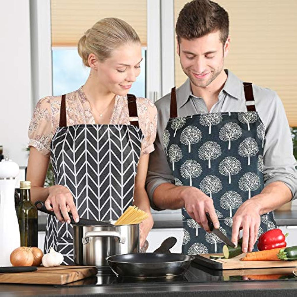 2Pcs Waterproof PVC Kitchen Apron with Pockets for Women