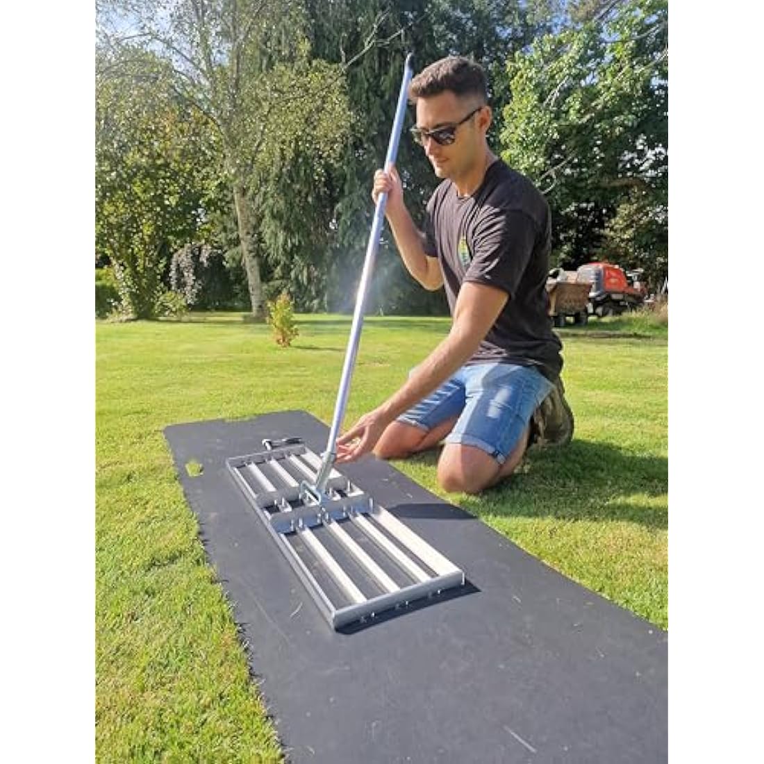 BMS 38" Stainless Steel Lawn Levelawn Lute | Heavy-Duty Aluminium Handle