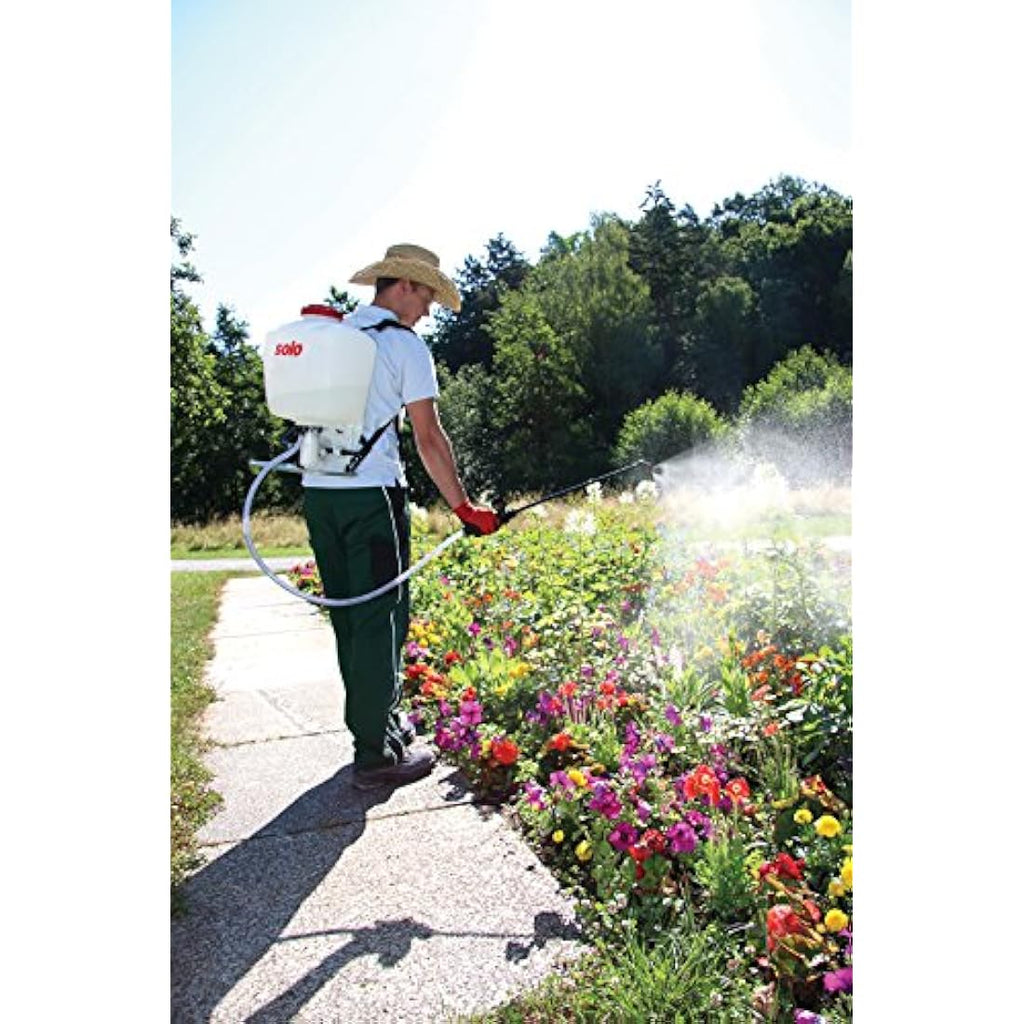 Solo 425 Professional Piston Backpack Sprayer | 4-Gallon, 90 PSI