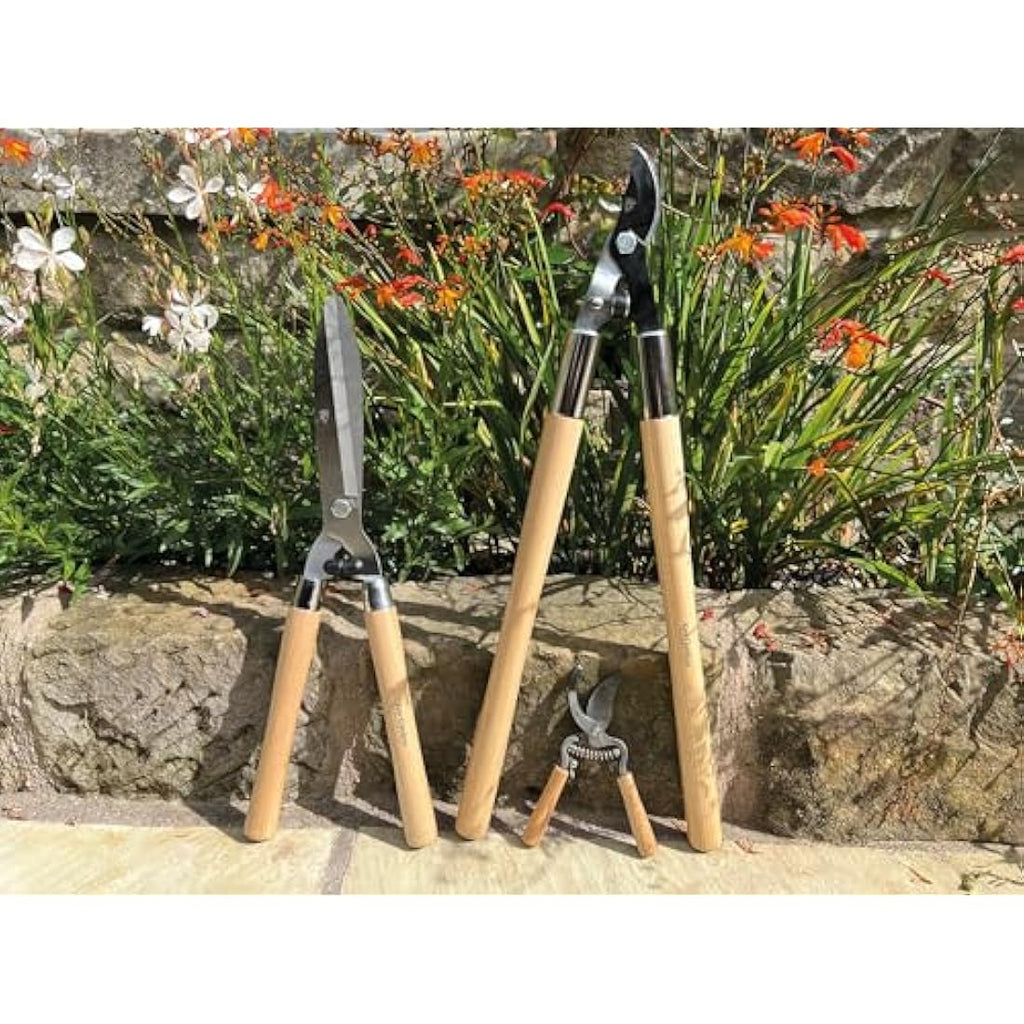 Spear & Jackson Kew Gardens Bypass Loppers – Carbon Steel Garden Tool