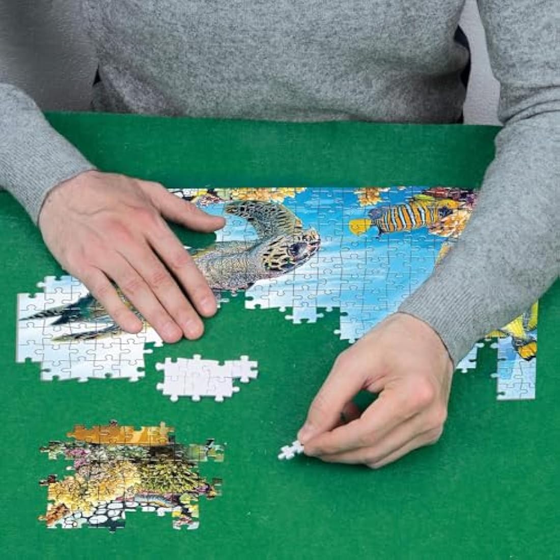 Clementoni Portable Puzzle Mat – Durable Plastic Storage for Kids