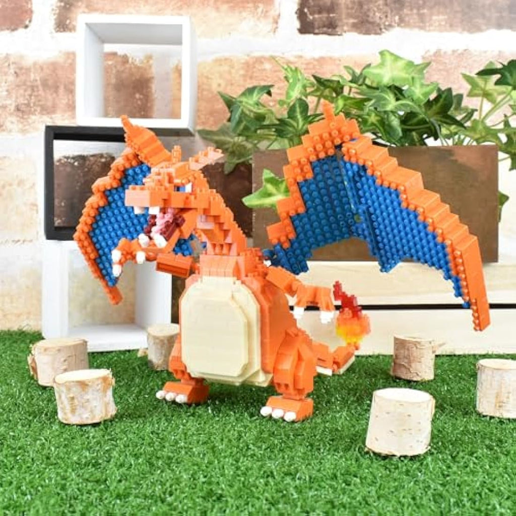Nanoblock Pokémon Charizard Deluxe Edition Building Kit - 770 Pieces