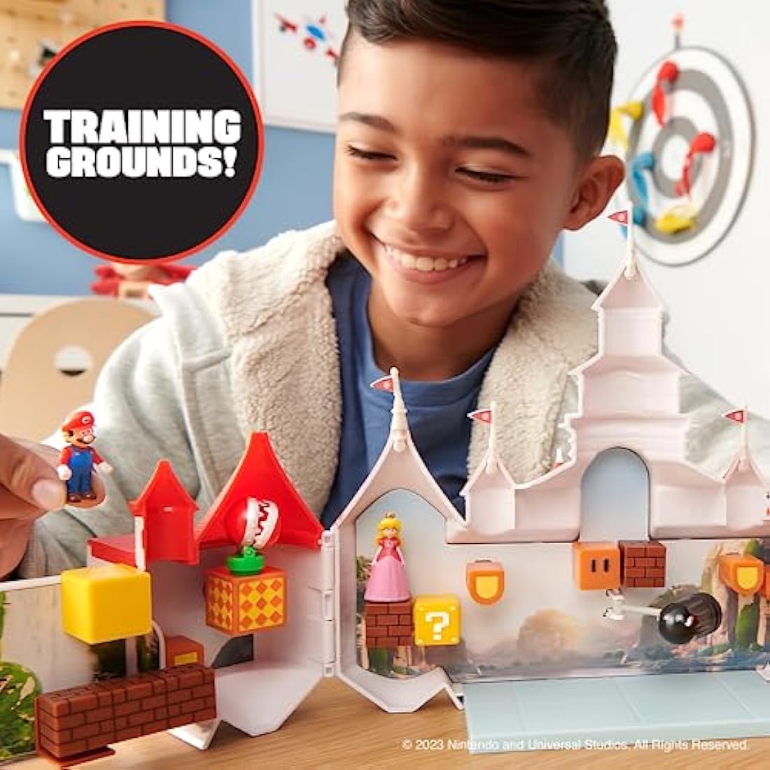 Nintendo Super Mario Movie Mushroom Kingdom Castle Playset with Figures
