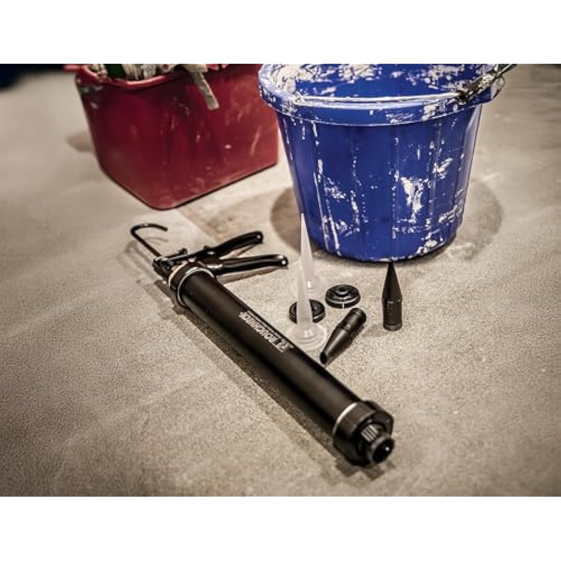 Roughneck Ultimate Mortar Gun – Heavy Duty Grout & Sealant Applicator