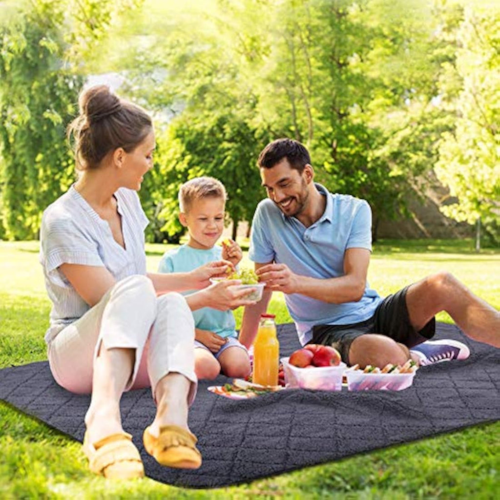 REDCAMP Large Sherpa Outdoor Blanket | Windproof Stadium Blanket 79x79