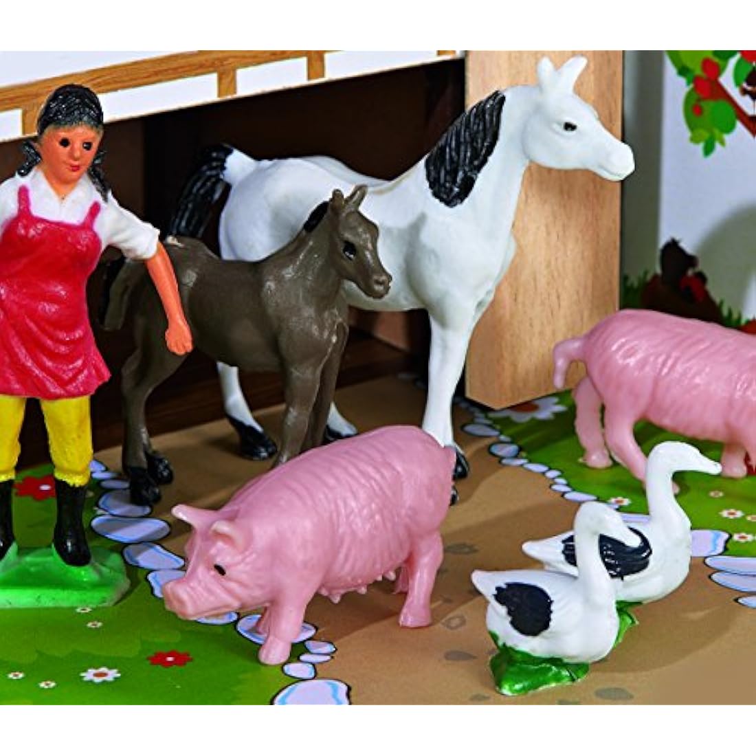 Eichhorn Wooden Farm Toy Set – 21-Piece Educational Playset with Figures