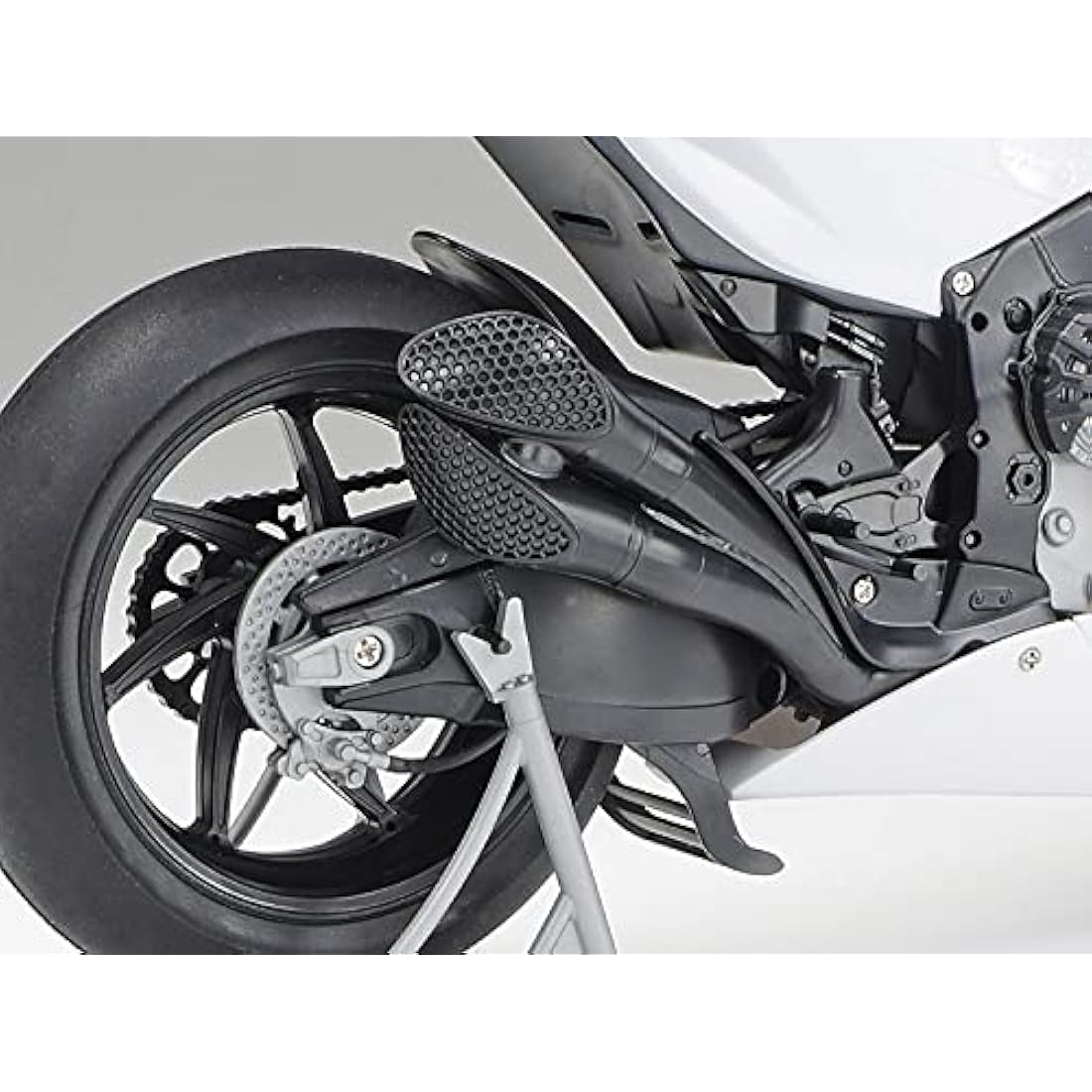 Tamiya 1:12 Suzuki ECSTAR GSX-RR 2020 Model Kit – Plastic Replica