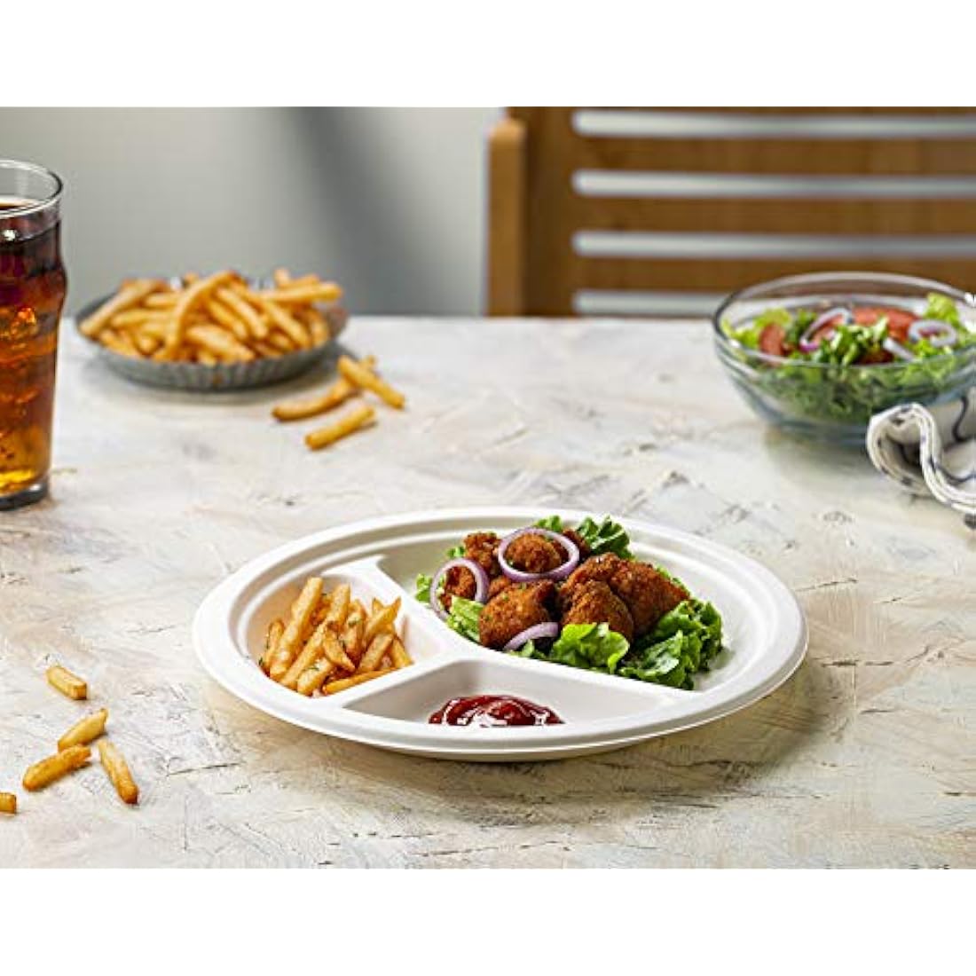 Comfy Package 10-Inch 3-Compartment Compostable Sugarcane Plates | 125 Pack