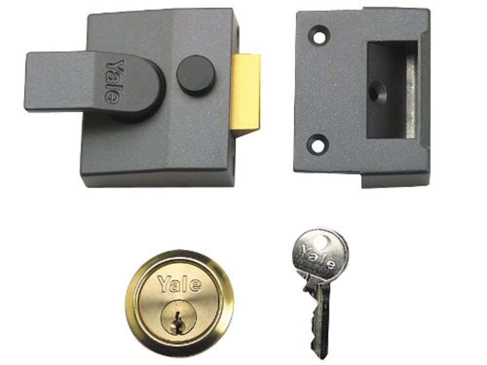 Yale High Security Deadlocking Nightlatch | 40mm Chrome Finish