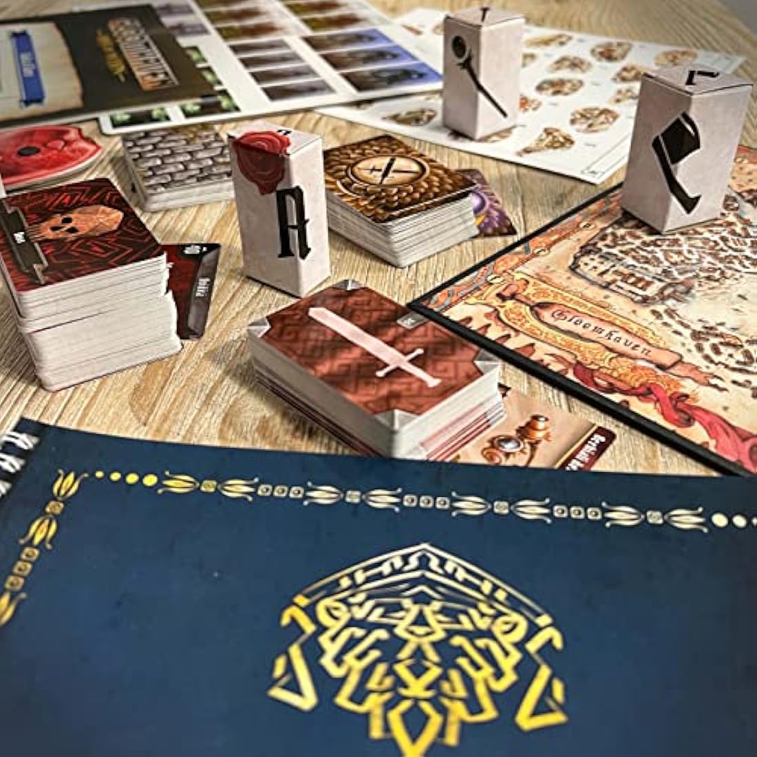 Asmodee Gloomhaven: Jaws of the Lion Board Game – Italian Edition