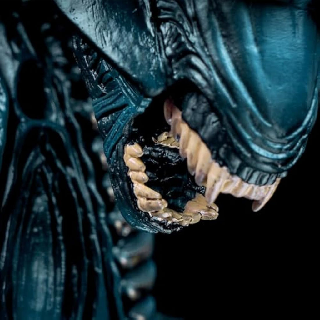 Diamond Select Aliens: Xenomorph Queen Vinyl Bust Bank - 8 Inch