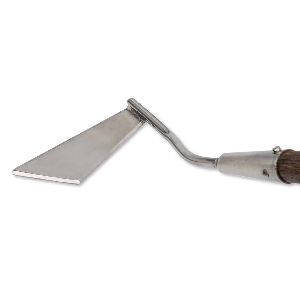 Spear & Jackson Traditional Stainless Angled Hoe – Hardwood Handle