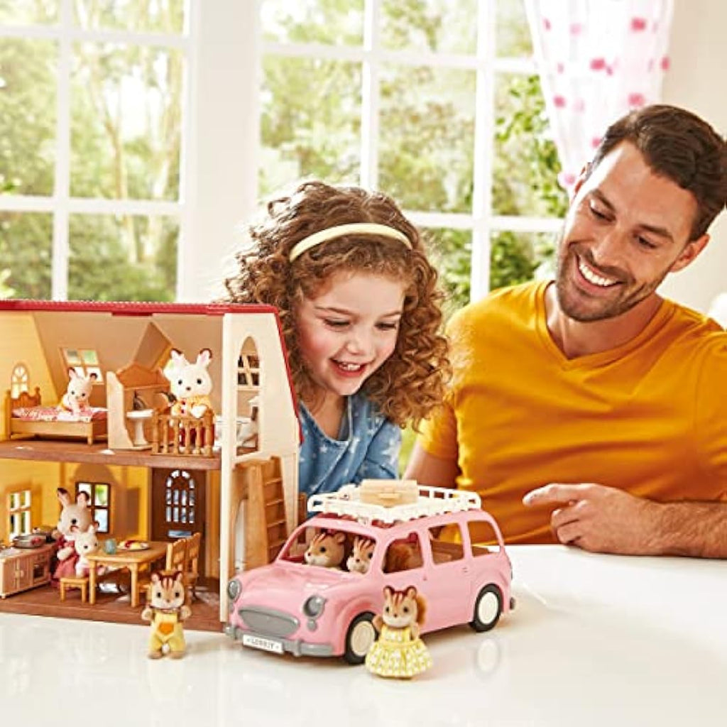 Sylvanian Families Family Picnic Van – Collectible Toy Vehicle Playset