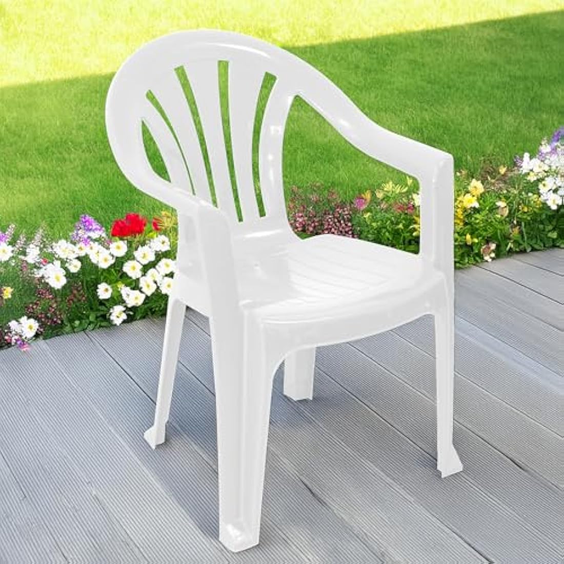 CrazyGadget White Plastic Garden Chair – Stackable Weatherproof Patio Seat
