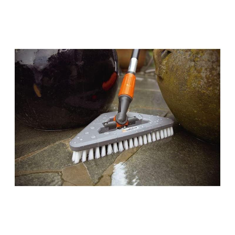 Gardena Joint Scrubber – Water-Bearing Cleaning Brush with 360° Hinge