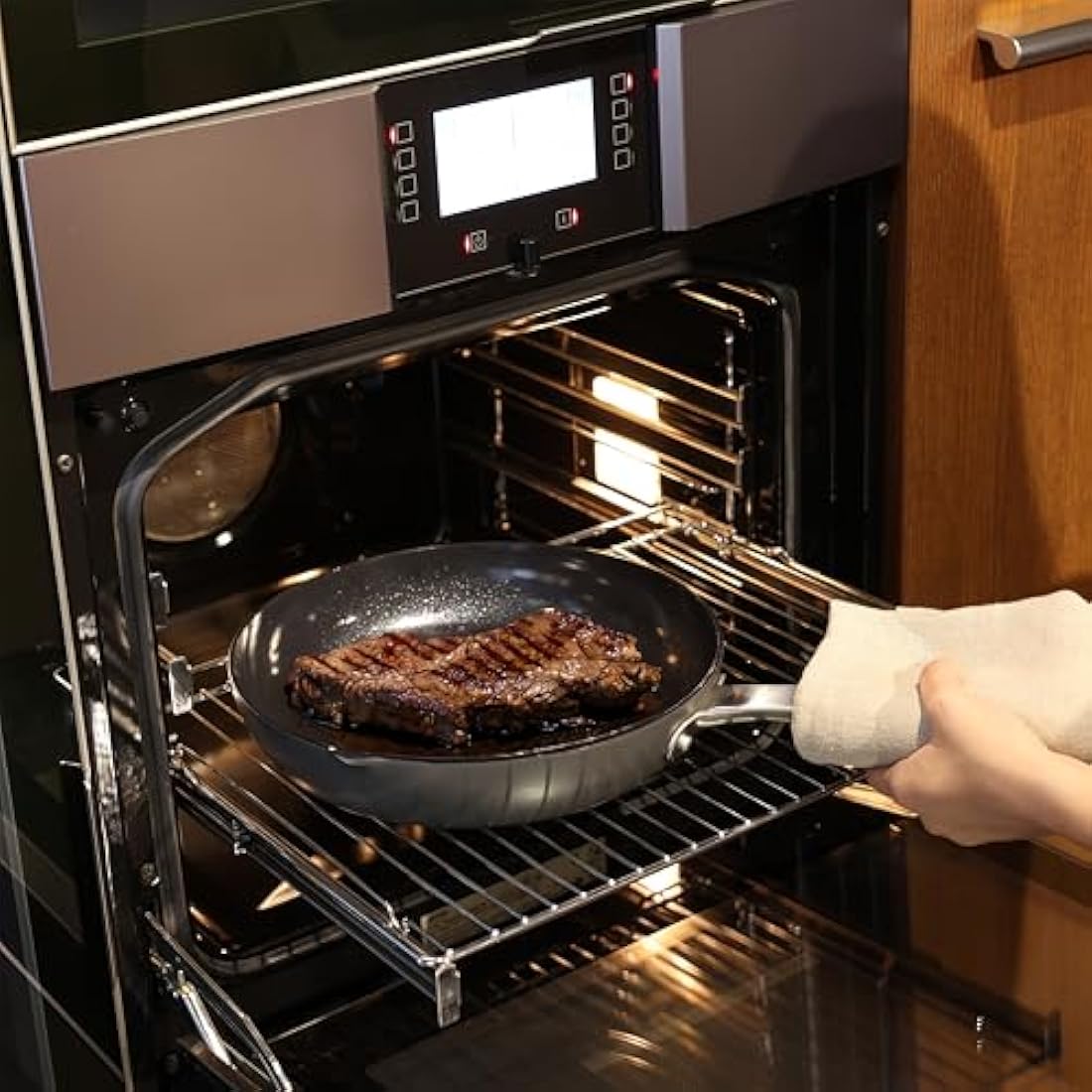 Zyliss Ultimate Pro Ceramic Frying Pan – 28cm PFAS-Free Induction