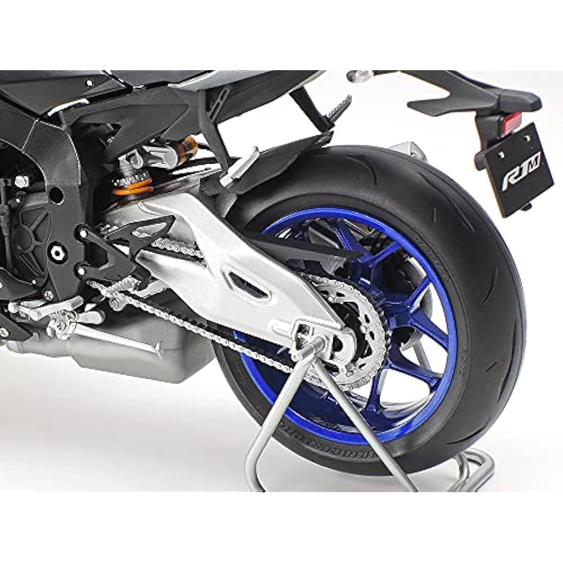 Tamiya Yamaha YZF-R1M Motorcycle Model Kit - 1:12 Scale Plastic Assembly