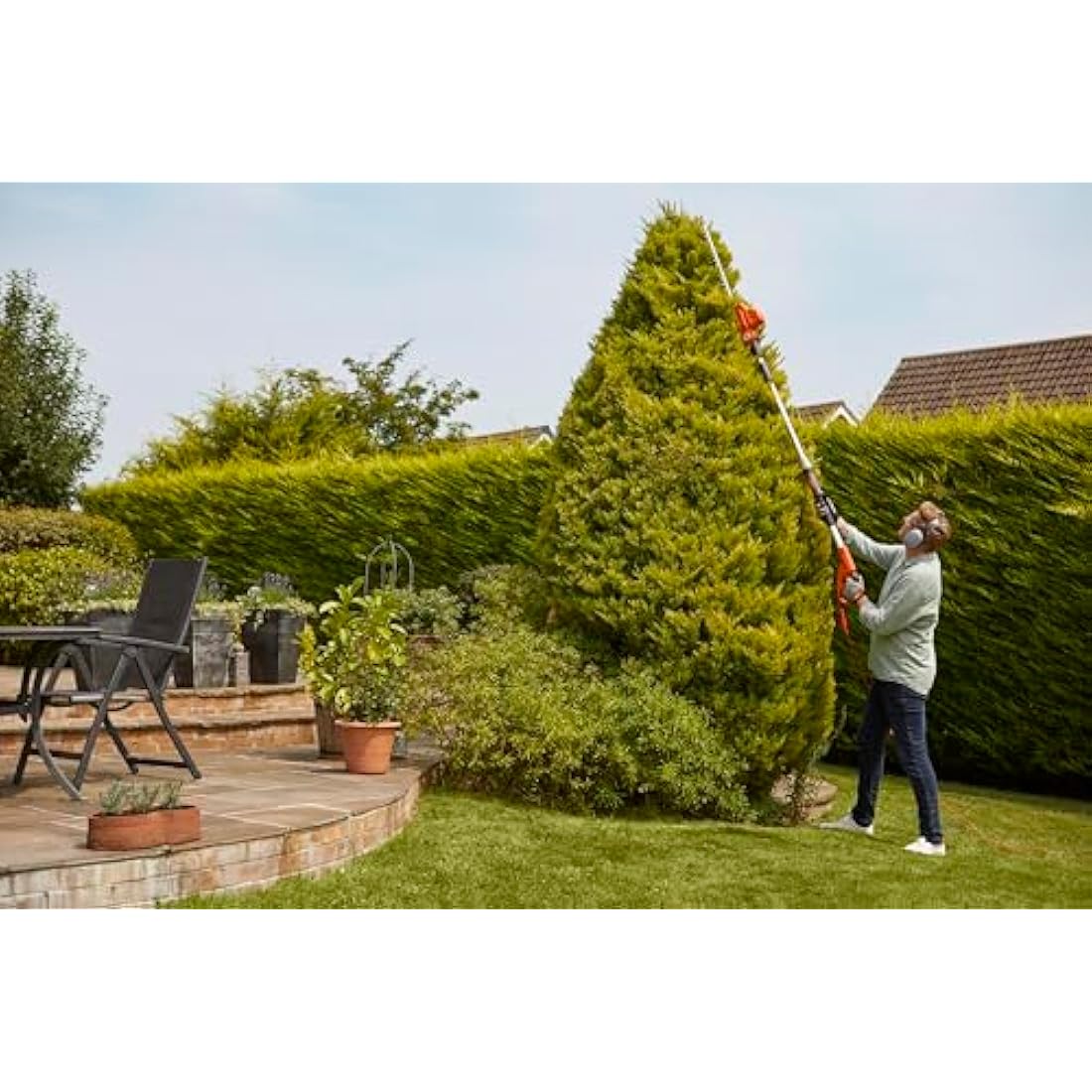 Flymo EasiCut Reach 480 Electric Hedge Trimmer – 500W Telescopic