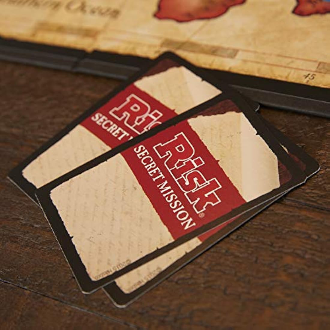 Hasbro Risk Jeu de Société de Stratégie et Conquête – Version Française