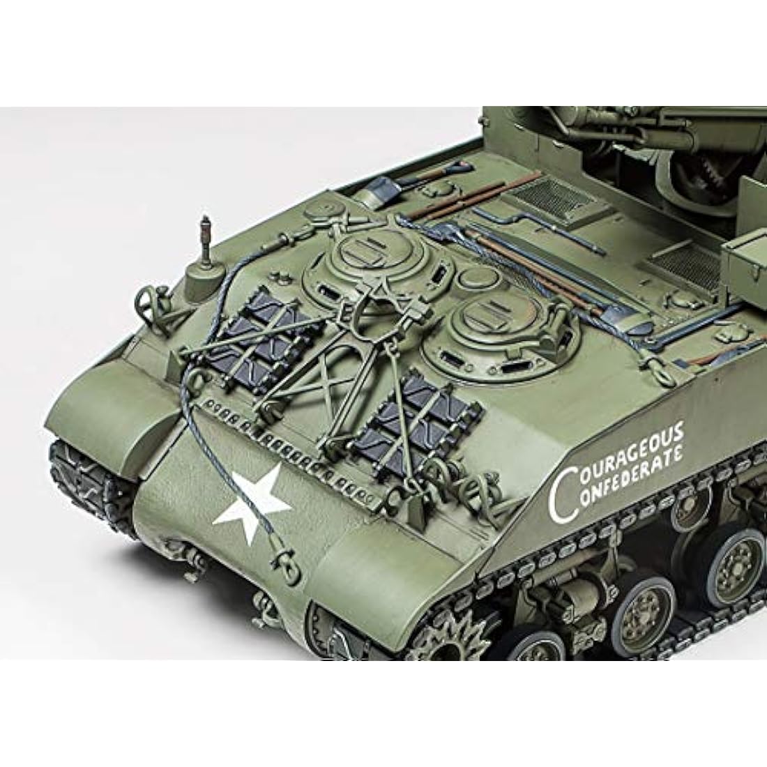 Tamiya 1:35 Scale Model Tank Kit with 8 Figurines - 300035351
