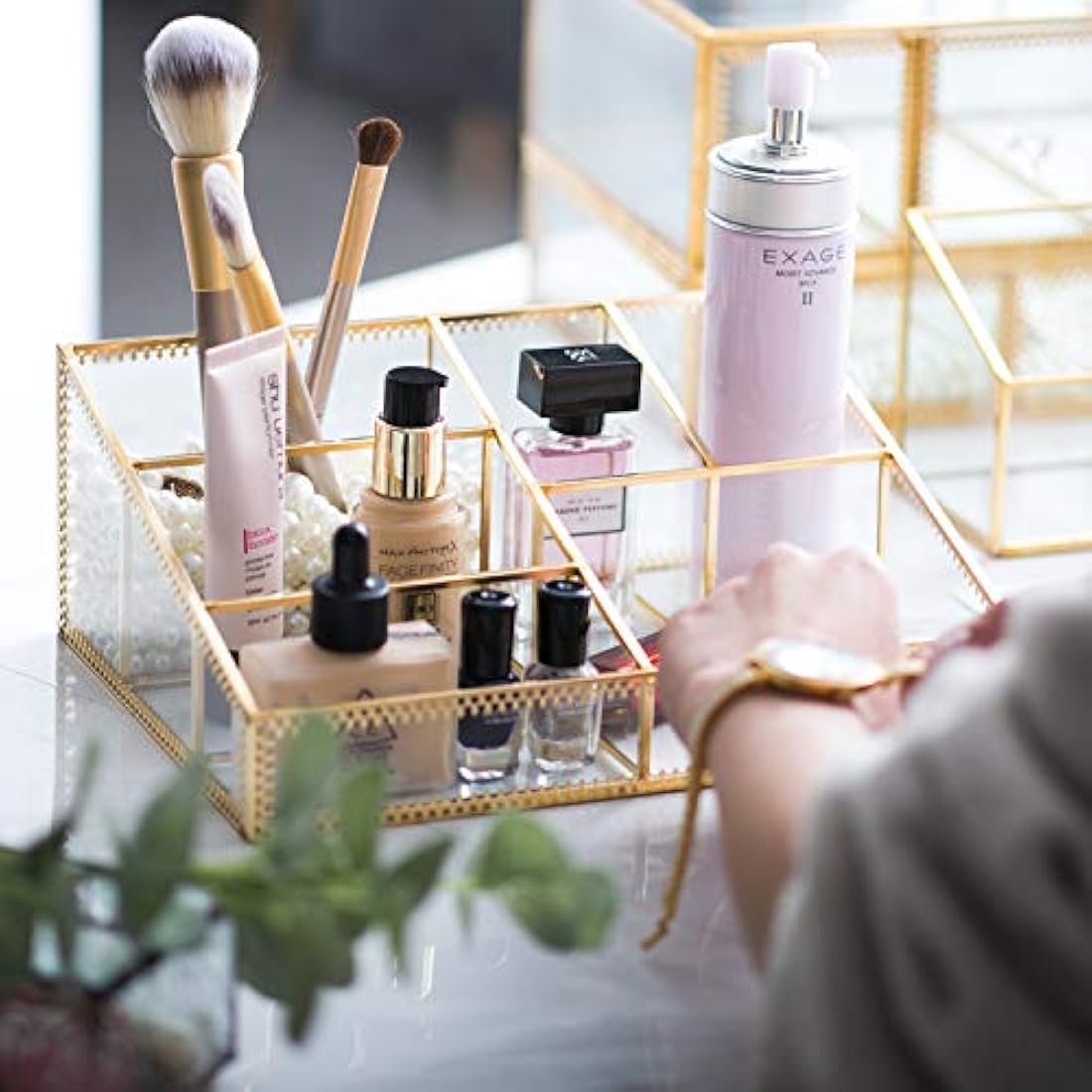 Jolof Store Glass Makeup Organizer – Gold Antique Cosmetic Storage Box