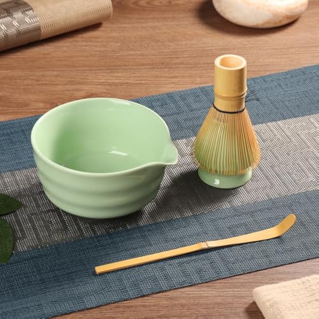 Geebuzz 6-Piece Matcha Whisk Set – Bamboo Whisk and Ceramic Bowl, Green